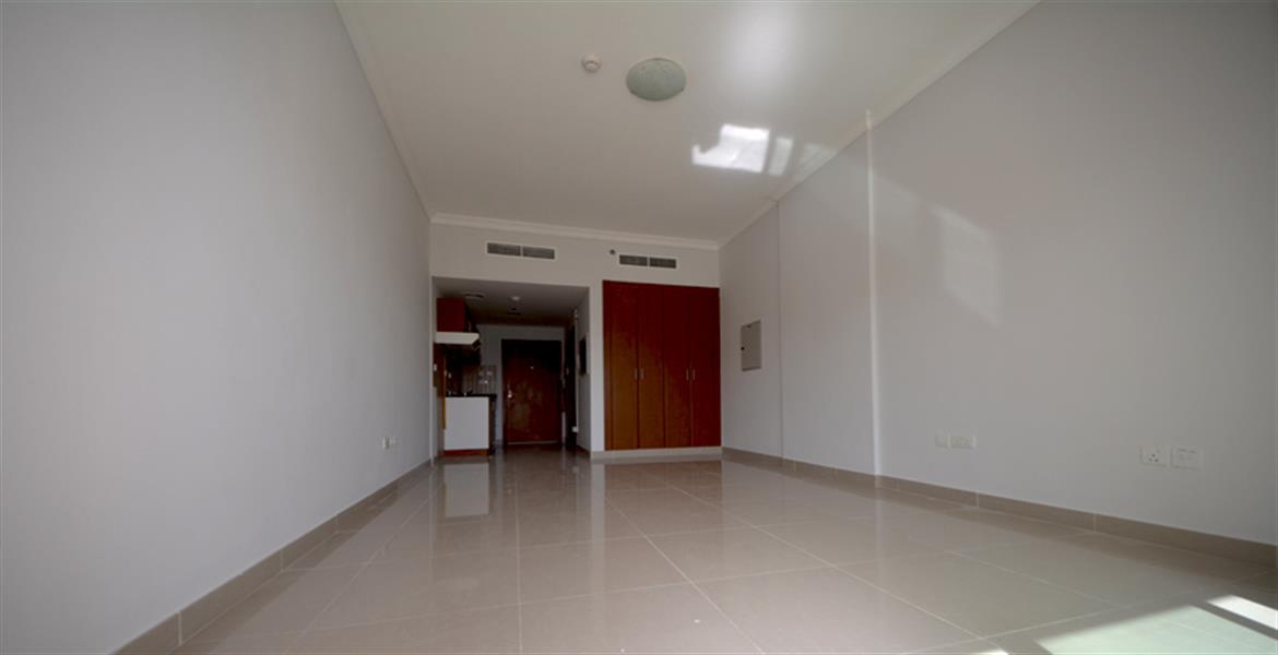 Plaza Residences gallery image 4