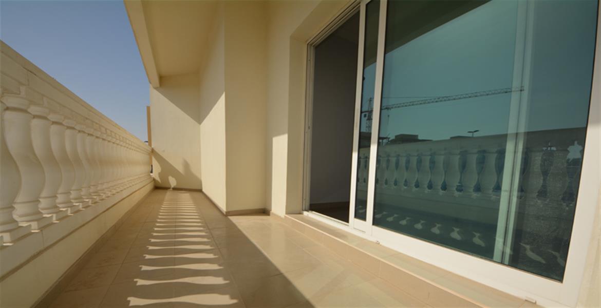 Plaza Residences gallery image 2